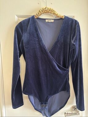 Madewell Velvet Wrap Bodysuit - Navy Blue
